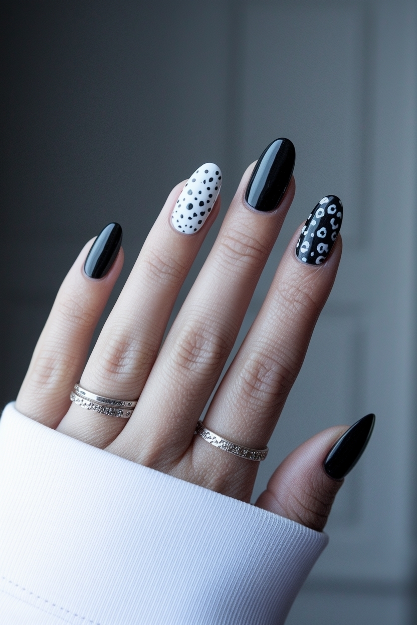 black_and_white_nail_designs_metadata_cdp3e.jpg