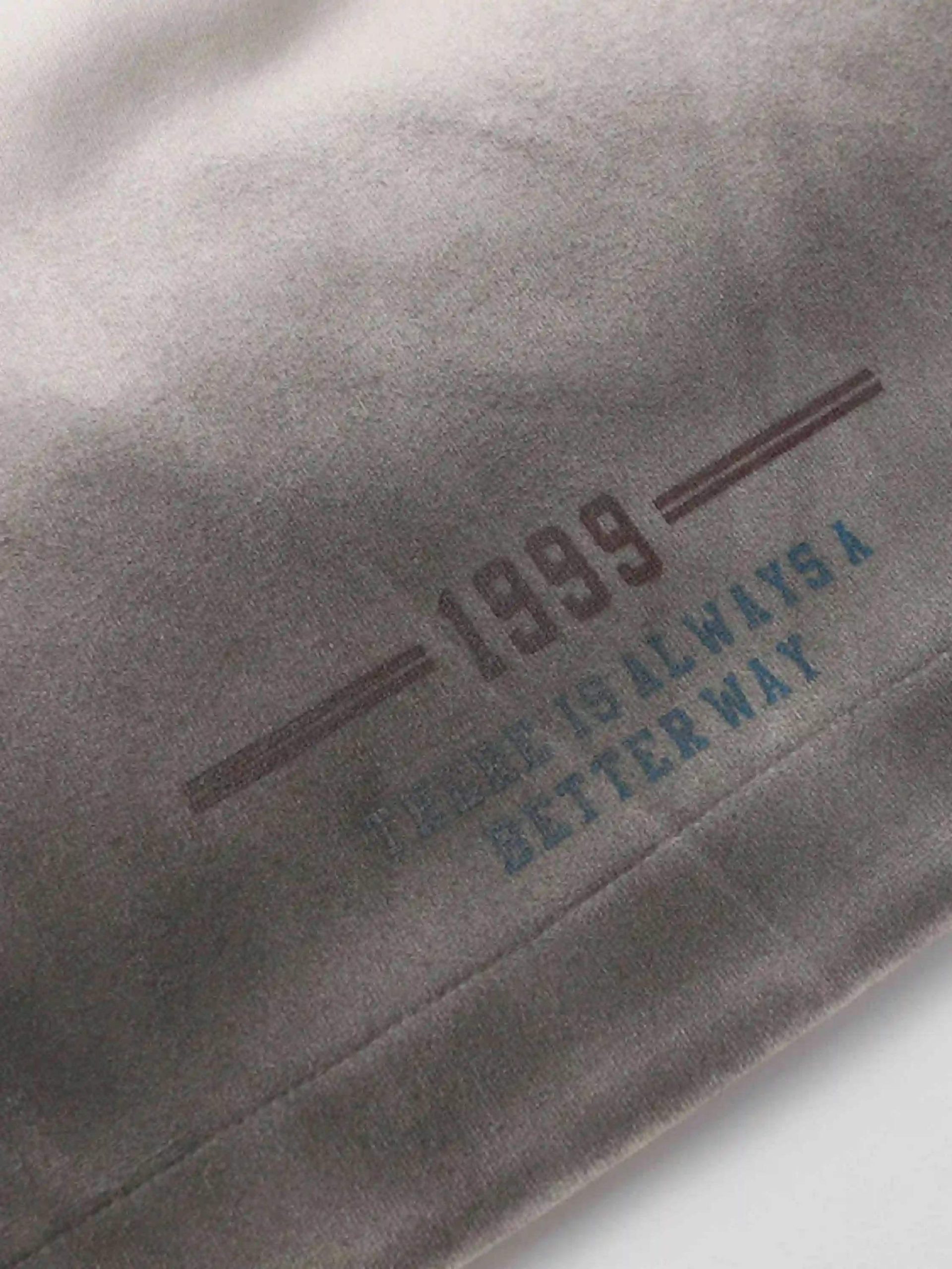 Concert Outfit American Style Distressed Gradient Print Shorts Concert Outfit American Style Distressed Gradient Print Shorts