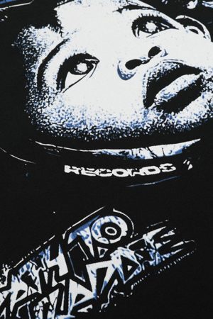 Concert Outfit Artwork Graphic Crew Neck T-Shirt