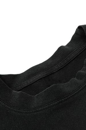 Concert Outfit Badge Print Distressed Short Sleeve T-Shirt