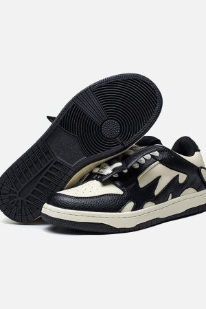Concert Outfit Black&White Contrast Color Skate Shoes