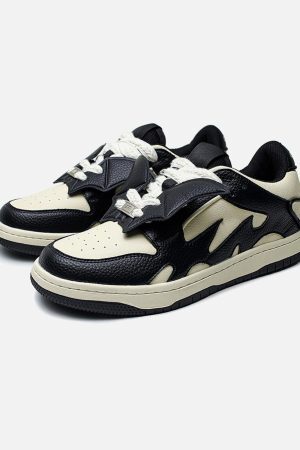 Concert Outfit Black&White Contrast Color Skate Shoes