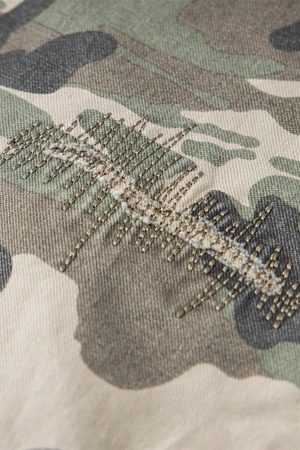 Concert Outfit Camouflage Badge Cargo Shorts