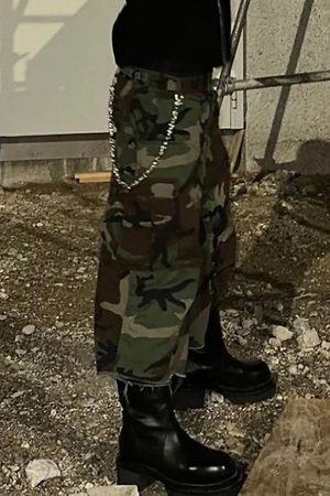 Concert Outfit Camouflage Buckle Waist Cropped Cargo Shorts