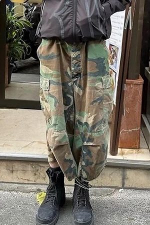 Concert Outfit Camouflage Buckle Waist Cropped Cargo Shorts