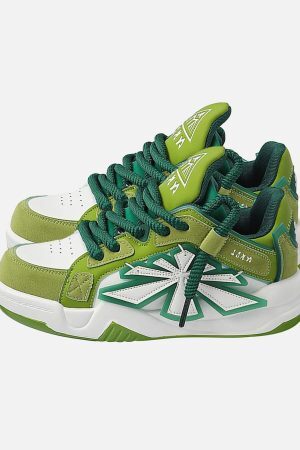 Concert Outfit Casual Preppy Sneakers