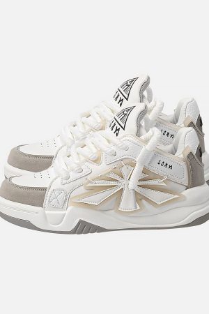 Concert Outfit Casual Preppy Sneakers