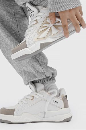 Concert Outfit Casual Preppy Sneakers