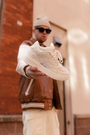 Concert Outfit Casual White Board Shoes