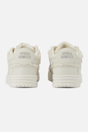 Concert Outfit Casual White Board Shoes