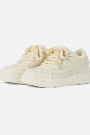 Concert Outfit Casual White Board Shoes