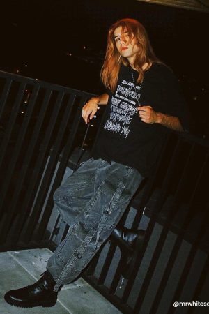 Concert Outfit Chain Decoration Distressed Tee