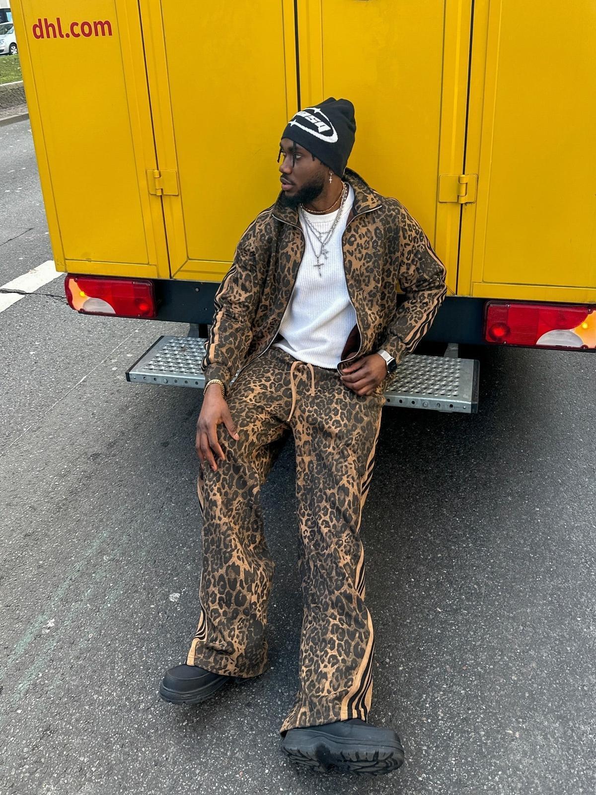 Concert Outfit Cheetah Print Suede Pants Concert Outfit Cheetah Print Suede Pants