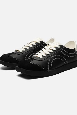 Concert Outfit Classic Black Fluid Lines Leather Sneakers