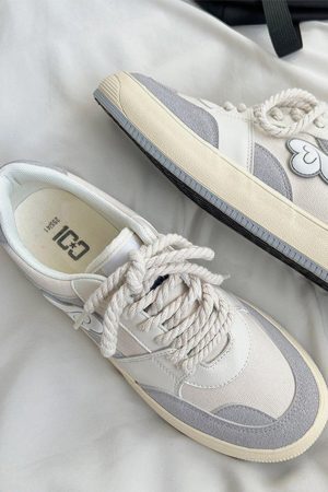 Concert Outfit Colorblock Canvas Wings Graphic Casual Shoes