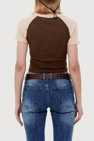 Concert Outfit Contrast Castle Print Cropped Tee