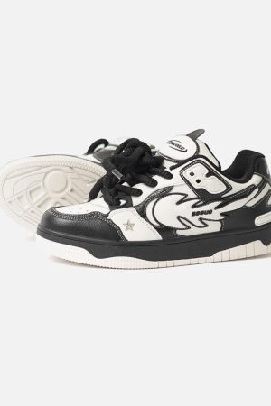 Concert Outfit Contrast Color Star Chucky Sneakers