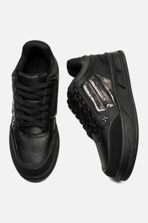 Concert Outfit Dark Embroidered Letters Skate Shoes