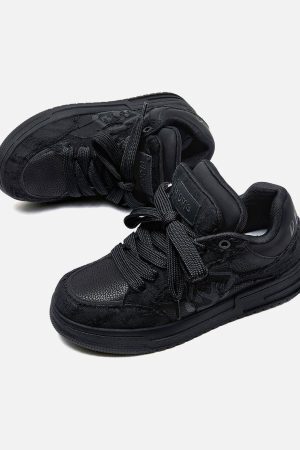 Concert Outfit Destruction Black Knight  Skate Shoes