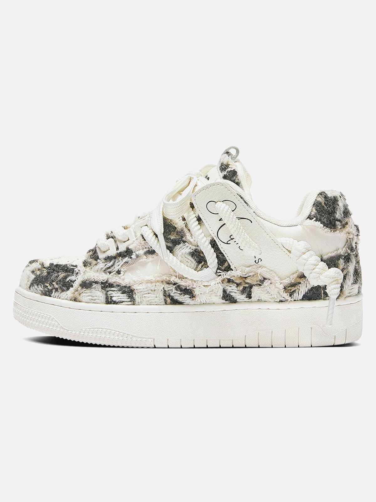 Concert Outfit Destruction Series Tassel Contrast Color Sneakers Concert Outfit Destruction Series Tassel Contrast Color Sneakers