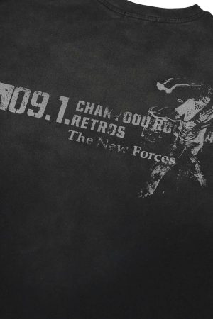 Concert Outfit Distressed NO. 09 Long Sleeve T-Shirt