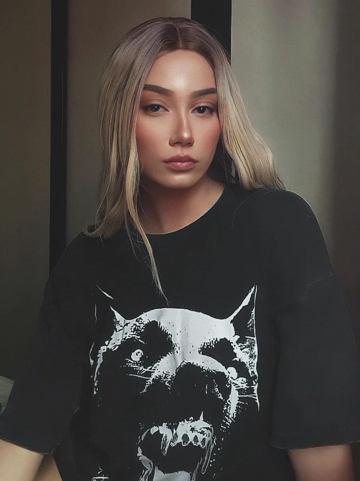 Concert Outfit Doberman Print Washed T-Shirt Concert Outfit Doberman Print Washed T-Shirt