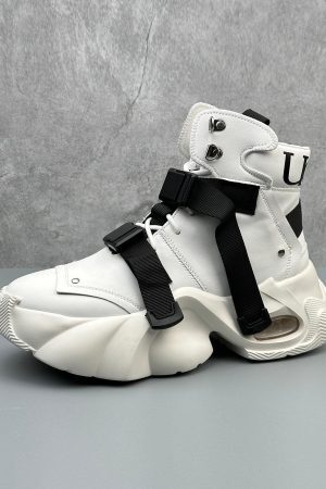 Concert Outfit Dual-Strap Stealth Runner Boots