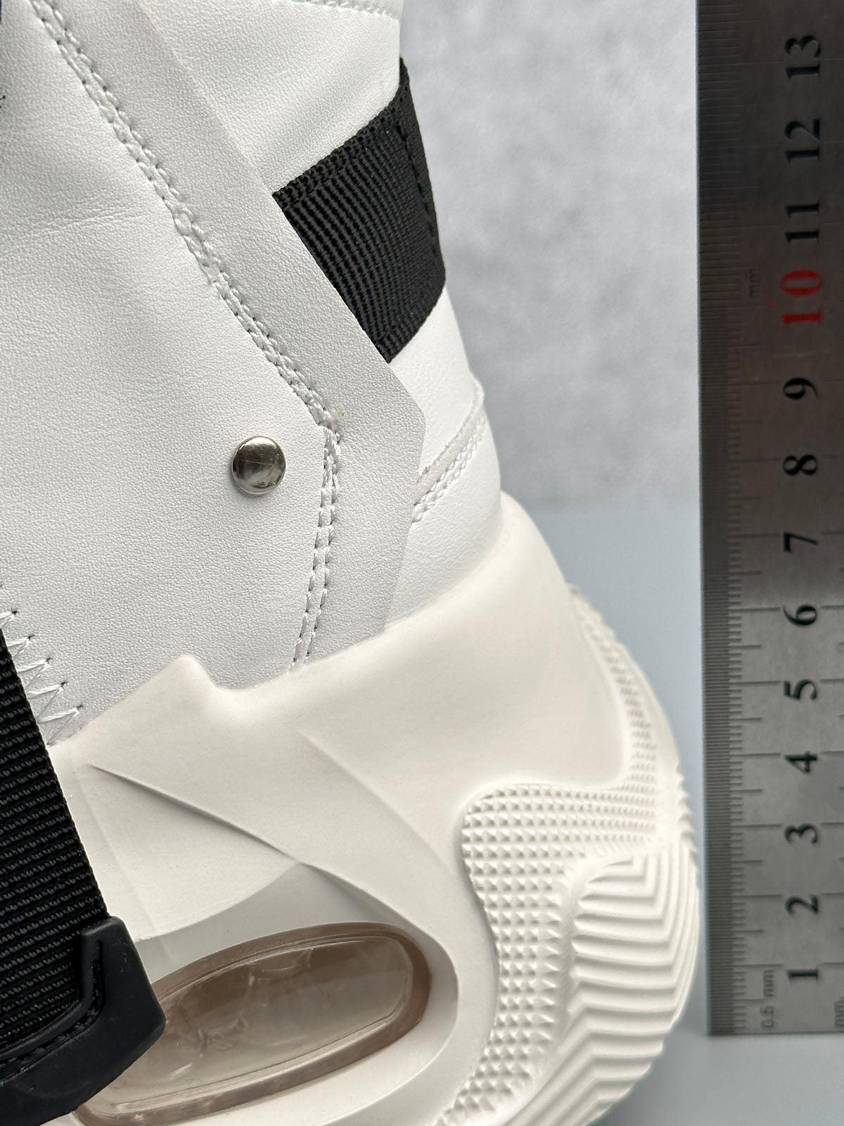 Concert Outfit Dual-Strap Stealth Runner Boots Concert Outfit Dual-Strap Stealth Runner Boots