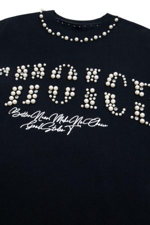 Concert Outfit Elegant Pearl-Embellished Oversized T-Shirt