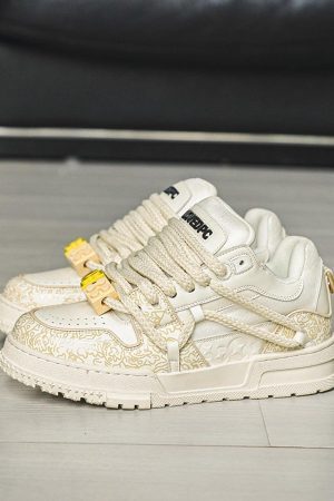 Concert Outfit Everything Goes With Casual Sneakers