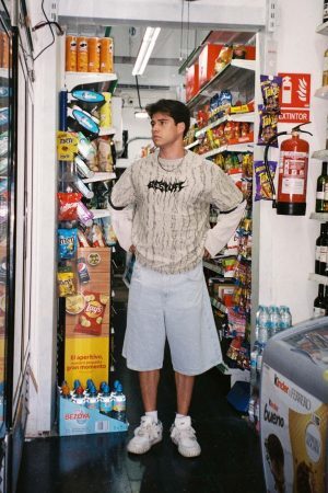 Concert Outfit Faux Two-Piece Distressed Woolen T-Shirt