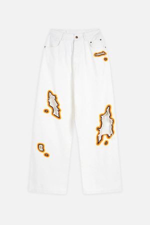 Concert Outfit Flame-Scarred Towel Embroidered Jeans
