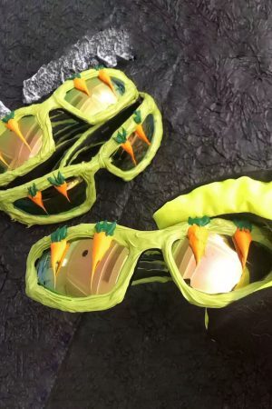 Concert Outfit Fun Carrot-Embellished Sunglasses