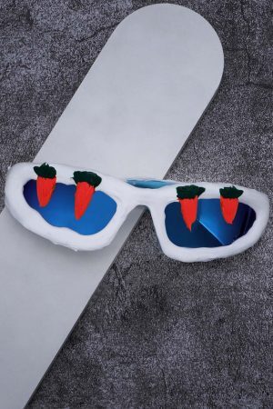 Concert Outfit Fun Carrot-Embellished Sunglasses