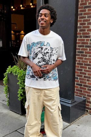 Concert Outfit Fun Protrait Graphic T-Shirt