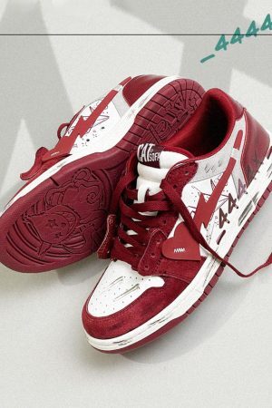 Concert Outfit Graffiti Distressed Heart Skate Shoes