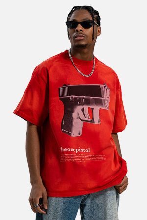 Concert Outfit Graphic Gun Print T-Shirt - Bold Statement for Urban Style