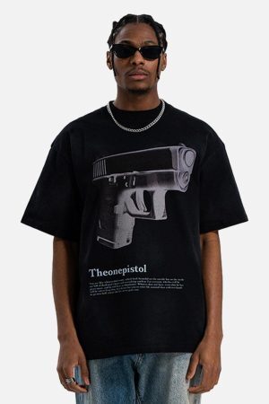 Concert Outfit Graphic Gun Print T-Shirt - Bold Statement for Urban Style