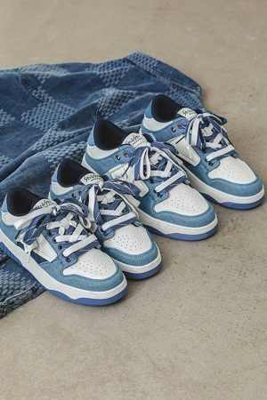 Concert Outfit High Street Hundreds With Casual Slip-On Shoes Couple Models