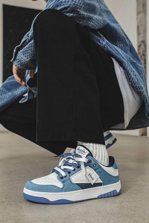 Concert Outfit High Street Hundreds With Casual Slip-On Shoes Couple Models