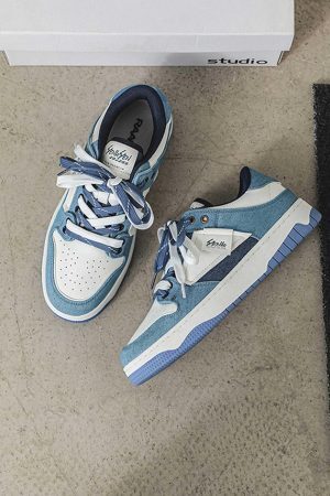 Concert Outfit High Street Hundreds With Casual Slip-On Shoes Couple Models