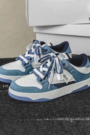 Concert Outfit High Street Hundreds With Casual Slip-On Shoes Couple Models