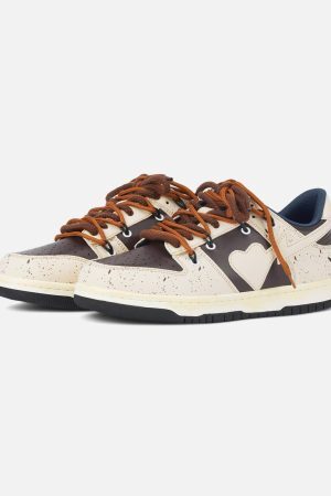 Concert Outfit High Street Love Sneakers