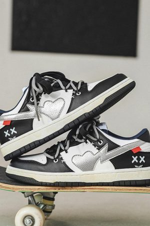 Concert Outfit High Street Love Sneakers