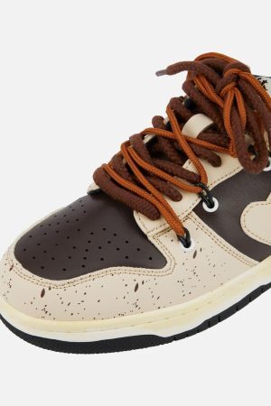 Concert Outfit High Street Love Sneakers