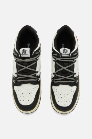 Concert Outfit High Street Love Sneakers