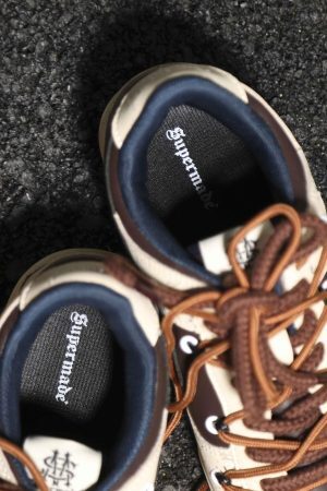 Concert Outfit High Street Love Sneakers