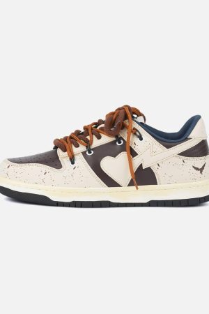 Concert Outfit High Street Love Sneakers