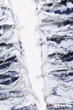 Concert Outfit High Street Old Washed Slim Fit Jeans