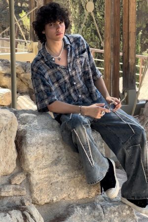 Concert Outfit High Street Star Washed Jeans